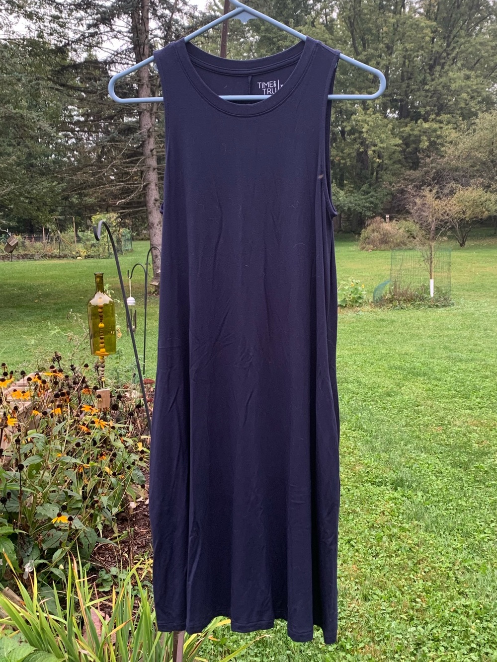Time and Tru Sleeveless Dress with Pockets — Navy